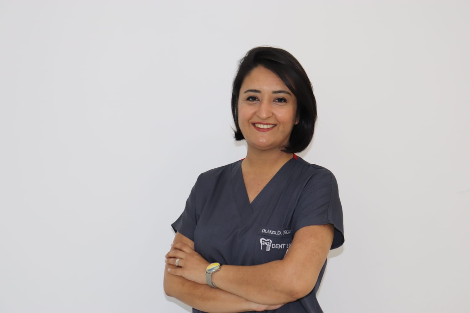 dentist-arzu-ozcan.jpg